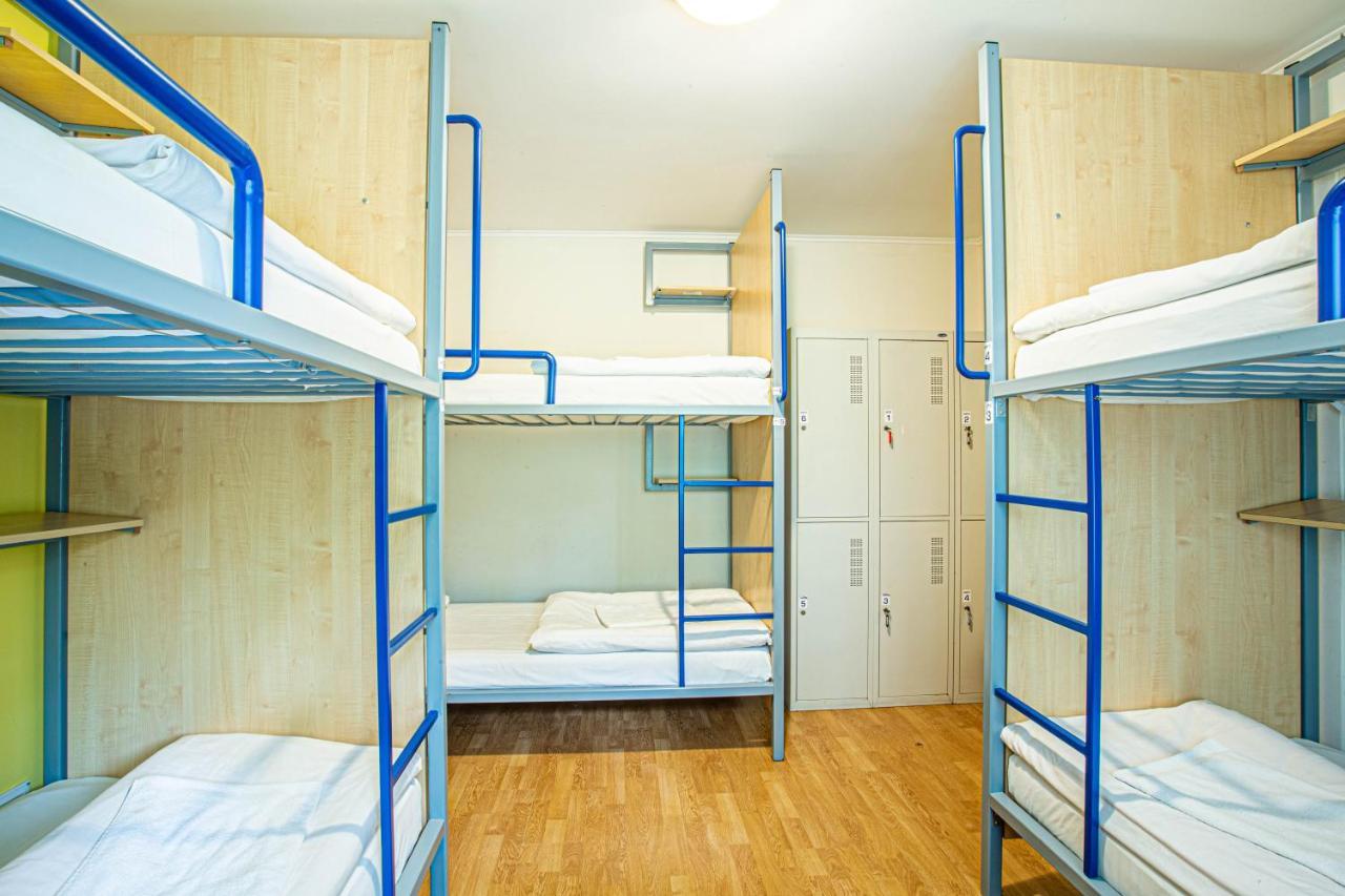 Gar'Is Hostel Kiev Esterno foto