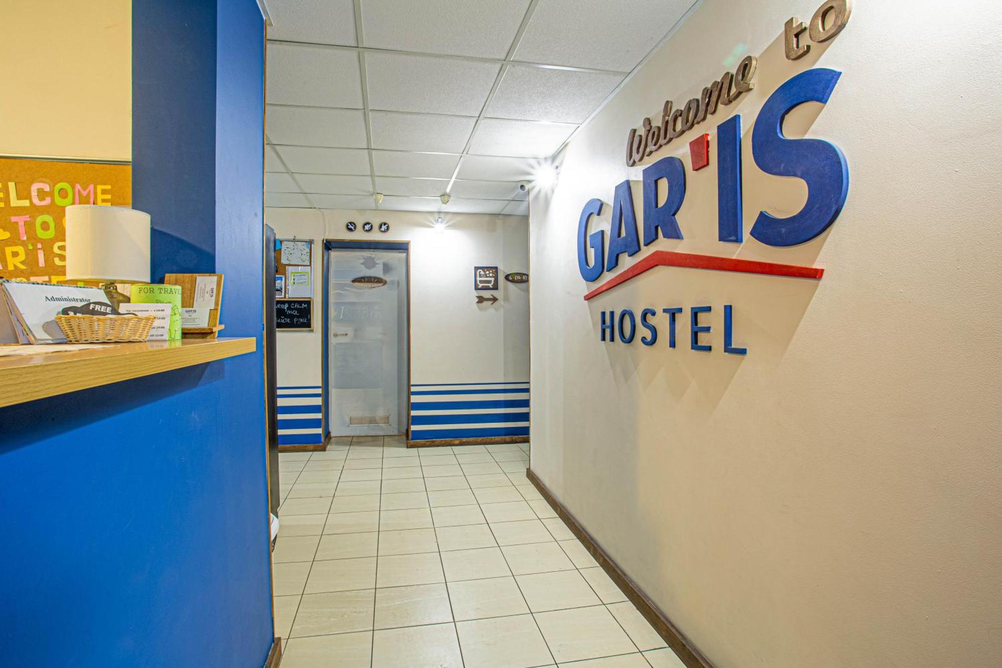 Gar'Is Hostel Kiev Esterno foto